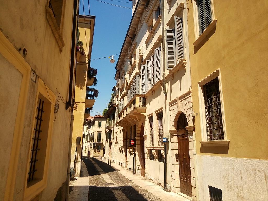 Palazzo Camozzini Apartments Verona Luaran gambar